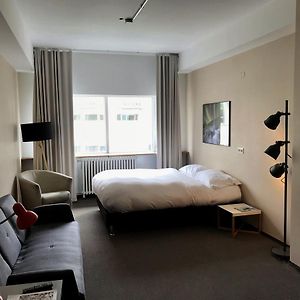 Studio met een King Size Bed